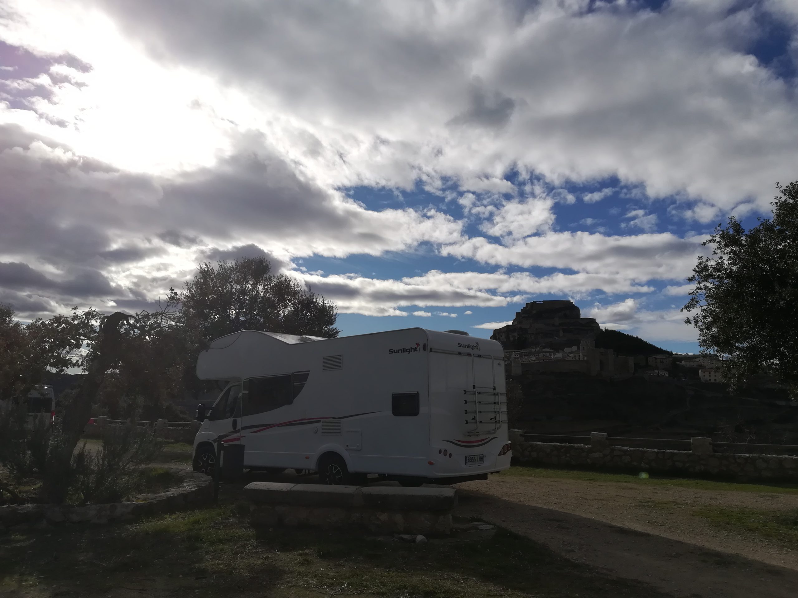 Interior Castell n CalaVan Alquiler de Autocaravanas