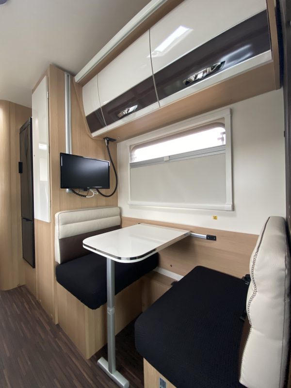 Calavan - Alquiler Autocaravana Valencia: Salón pequeño